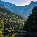 Mountain Peak Garmisch-Partenkirchen
